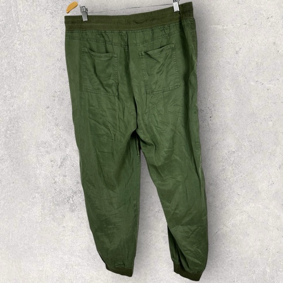 Vince Camuto 100% Tencel Twill Ribbed Cuff Jogers Green Womens Size Large Pants - Picture 3 of 11